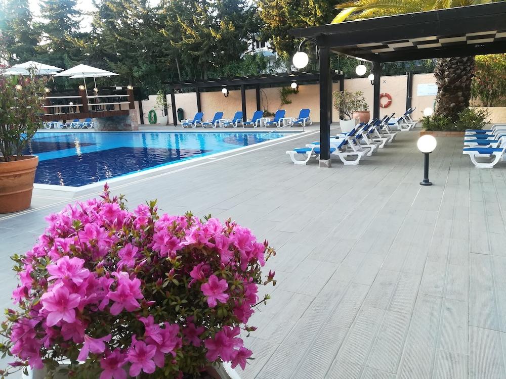 Hotel Balaia Mar Albufeira Buitenkant foto